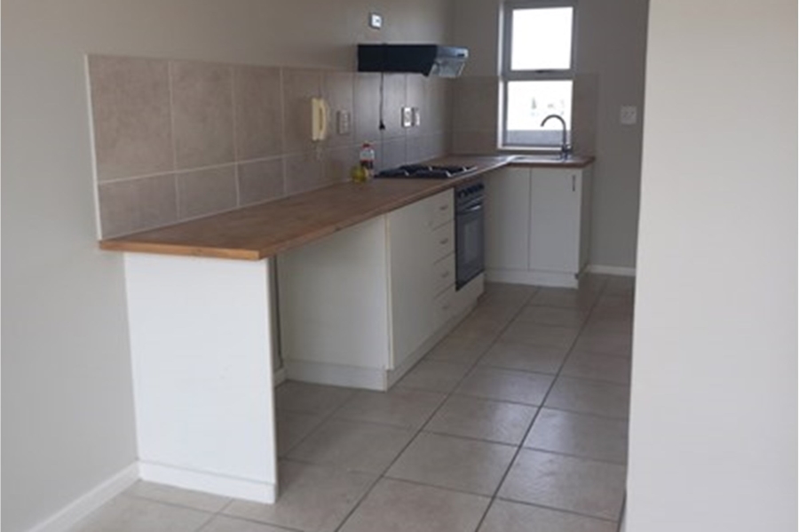 To Let 2 Bedroom Property for Rent in Uitzicht Western Cape